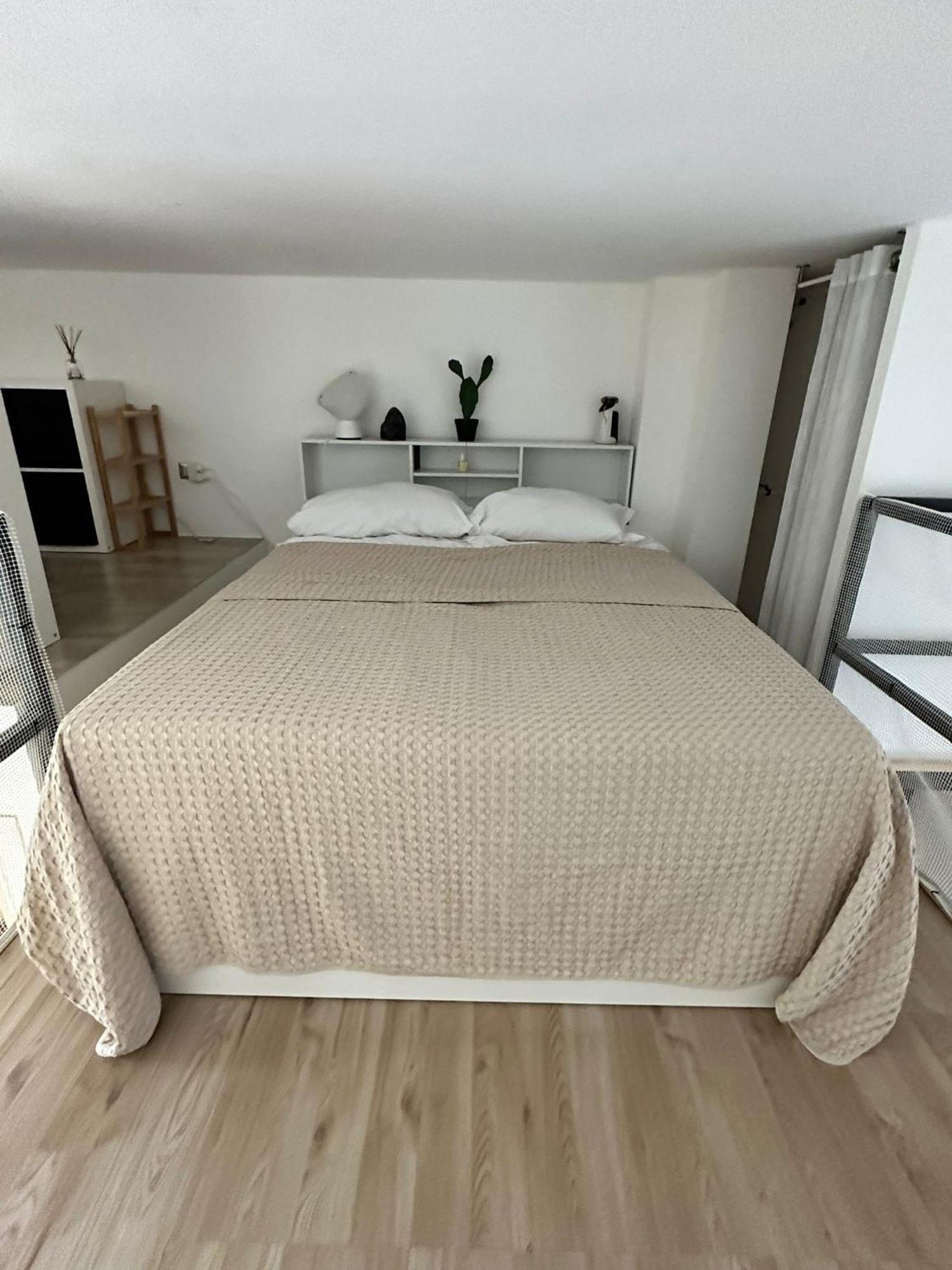 Апартаменты Loft Moderno Con Terrazzo Милан Экстерьер фото